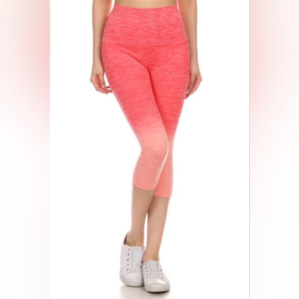 Coral Ombre Athletic Capri Leggings